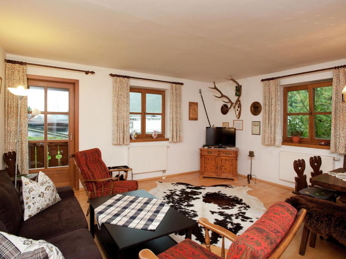 Cozy Apartment With Balcony In ミッタージル エクステリア 写真