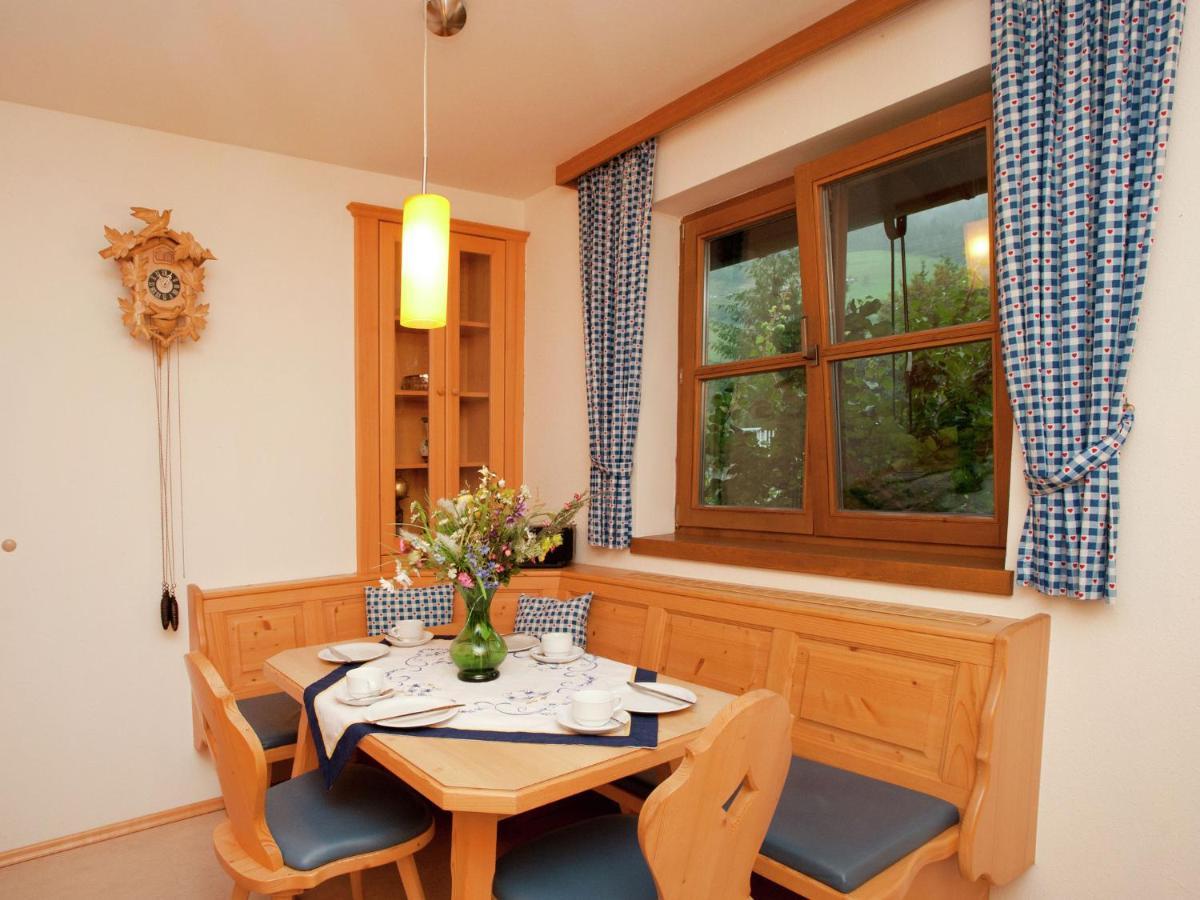 Cozy Apartment With Balcony In ミッタージル エクステリア 写真