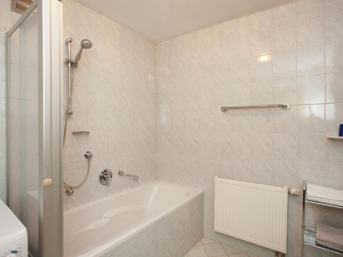 Cozy Apartment With Balcony In ミッタージル エクステリア 写真