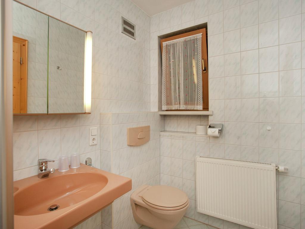 Cozy Apartment With Balcony In ミッタージル エクステリア 写真